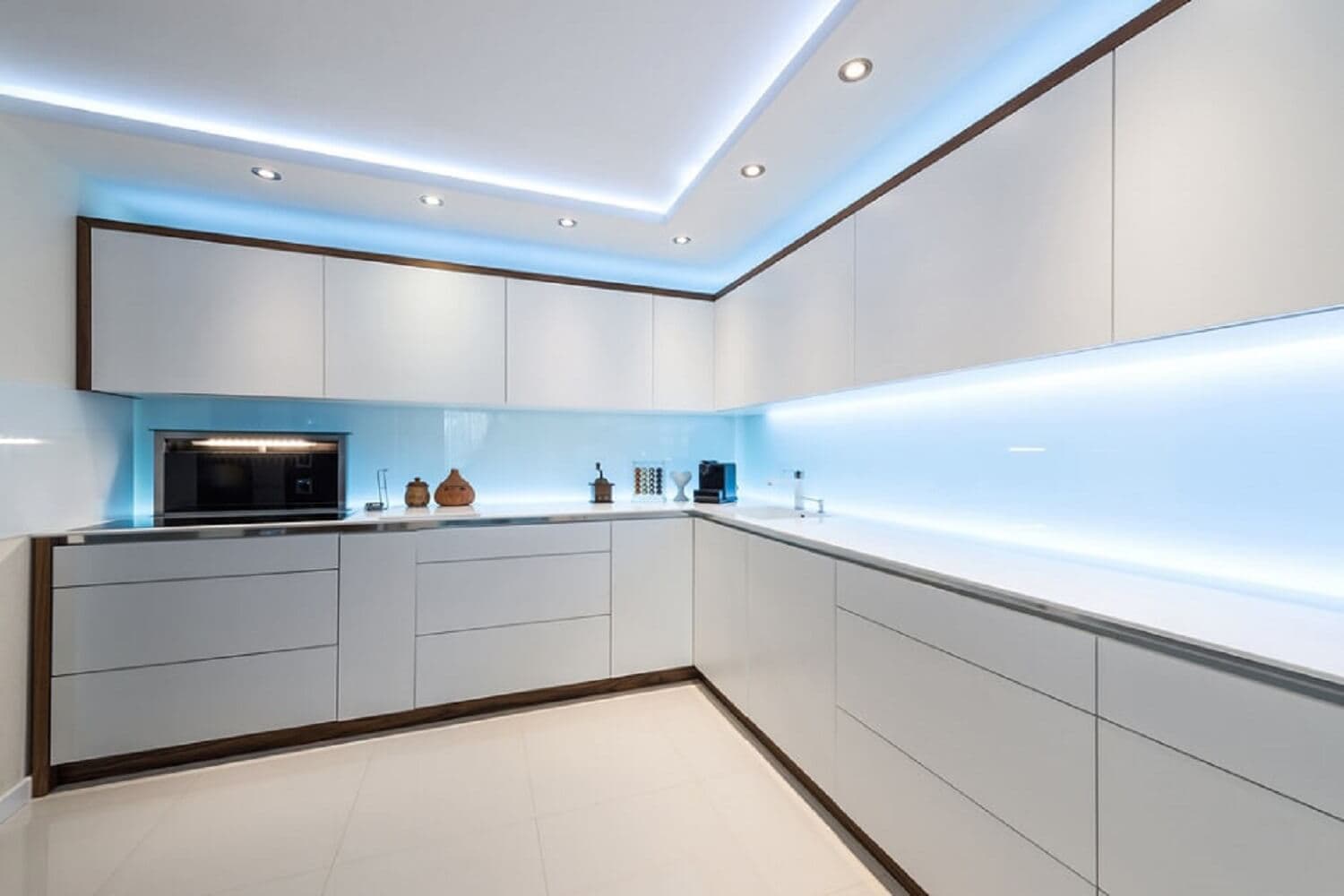 Beste LED-Beleuchtung -Küchenstudio Kurttas 2022